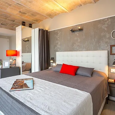 Urban District Apartments-vintage Suites & Loft Apartment