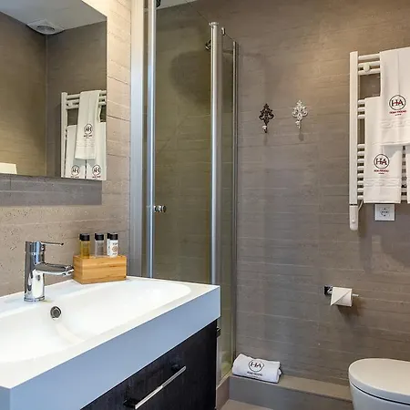 Urban District Apartments-vintage Suites & Loft Barcelona