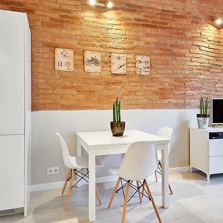 Urban District Apartments-vintage Suites & Loft